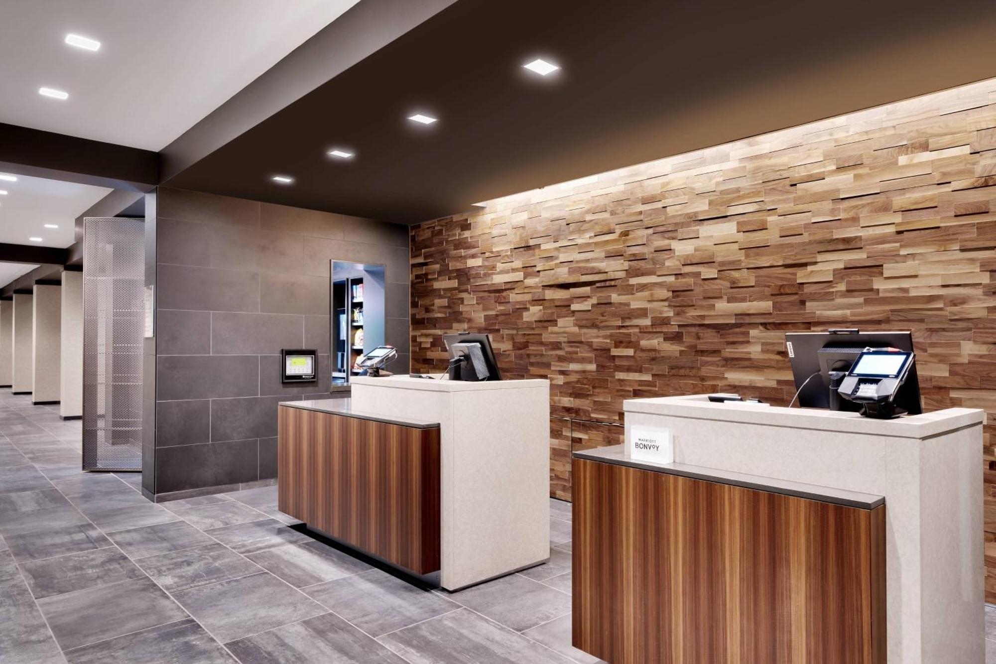 Hotel Courtyard By Marriott Atlanta Duluth Downtown Esterno foto